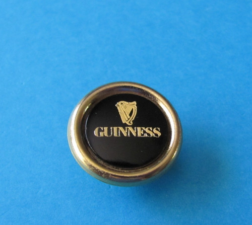 Small guinness pin badge - small, with