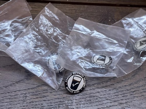 Guinness pin badges - pin, badges.